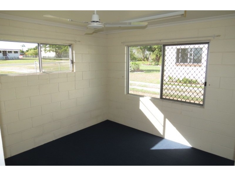 112 Powell Street, Bowen QLD 4805