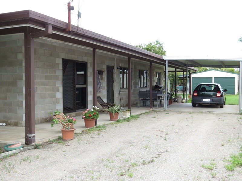 54  Lascelles Street, Bowen QLD 4805