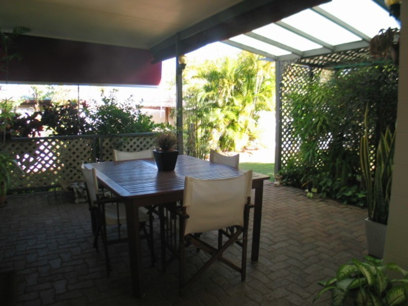 2A Sproule Street, Bowen QLD 4805