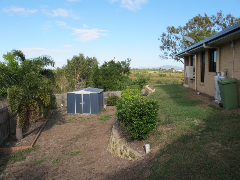 1/11 Craigie Court, Bowen QLD 4805