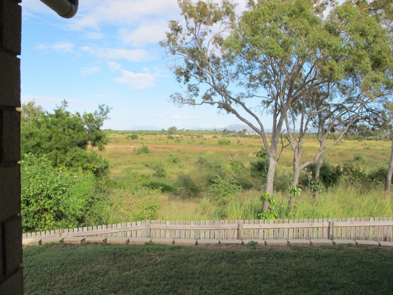 1/11 Craigie Court, Bowen QLD 4805