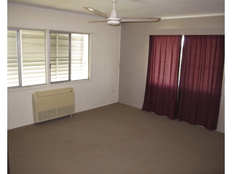 8 McDougal Street, Bowen QLD 4805