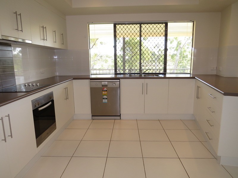 16 Fairway Drive, Bowen QLD 4805