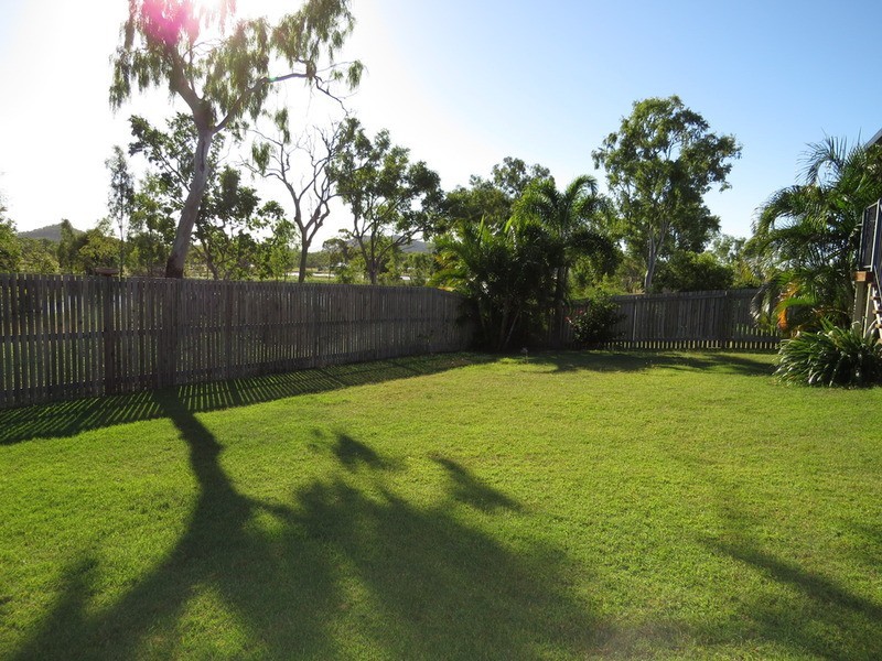 16 Fairway Drive, Bowen QLD 4805