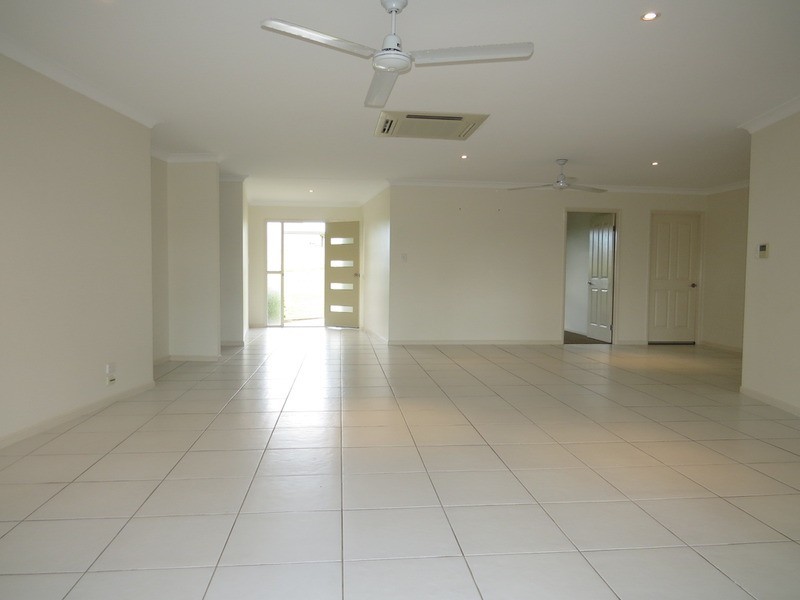 16 Fairway Drive, Bowen QLD 4805