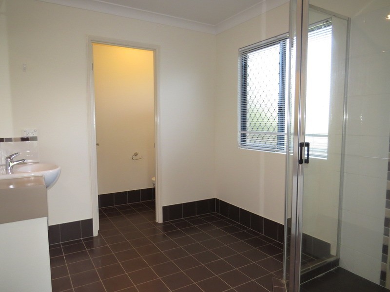 16 Fairway Drive, Bowen QLD 4805