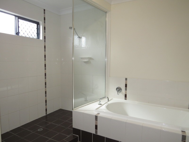 16 Fairway Drive, Bowen QLD 4805