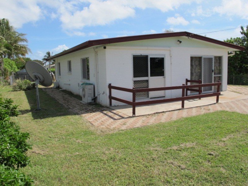 14 Kennedy Street, Bowen QLD 4805