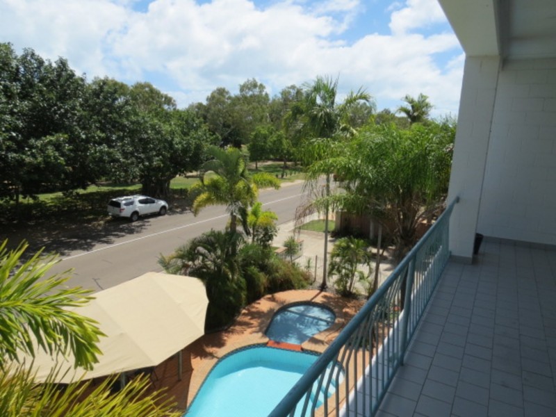 12/89 Horseshoe Bay Road, Bowen QLD 4805