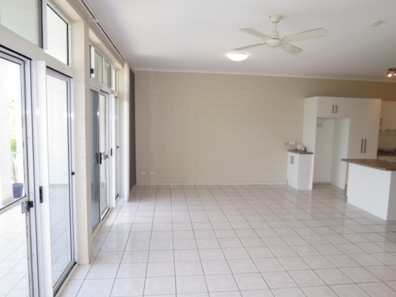 12/89 Horseshoe Bay Road, Bowen QLD 4805