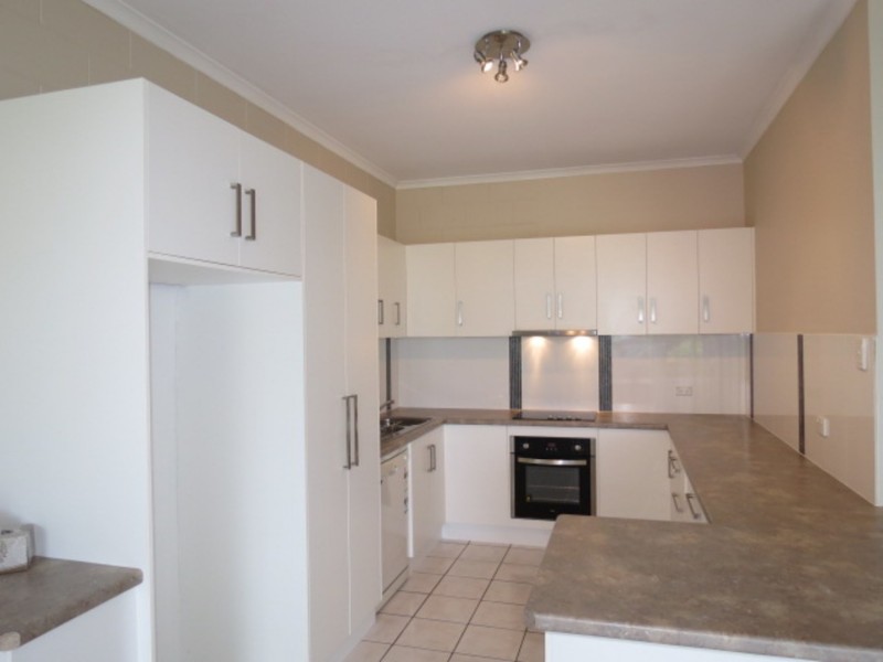 12/89 Horseshoe Bay Road, Bowen QLD 4805