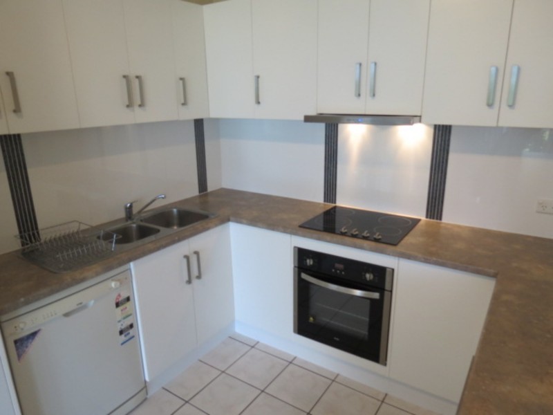 12/89 Horseshoe Bay Road, Bowen QLD 4805