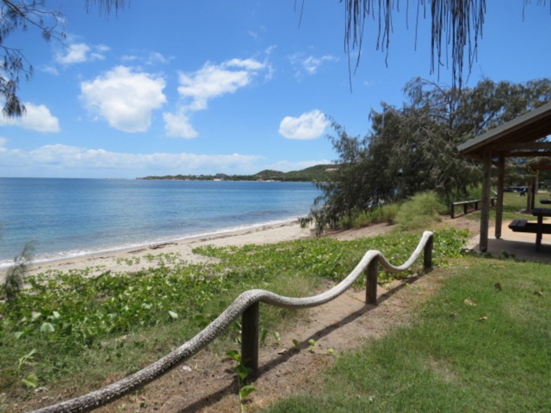 12/89 Horseshoe Bay Road, Bowen QLD 4805