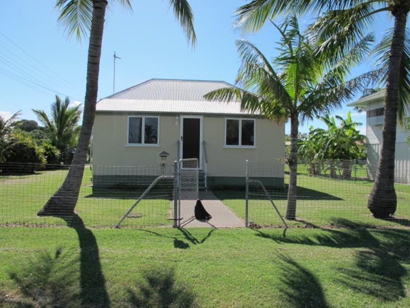 90 Powell Street, Bowen QLD 4805