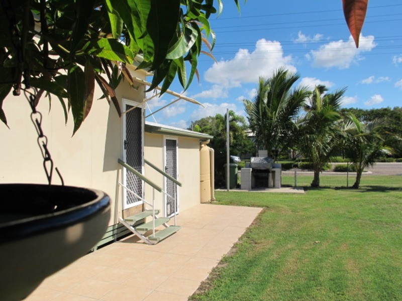 90 Powell Street, Bowen QLD 4805