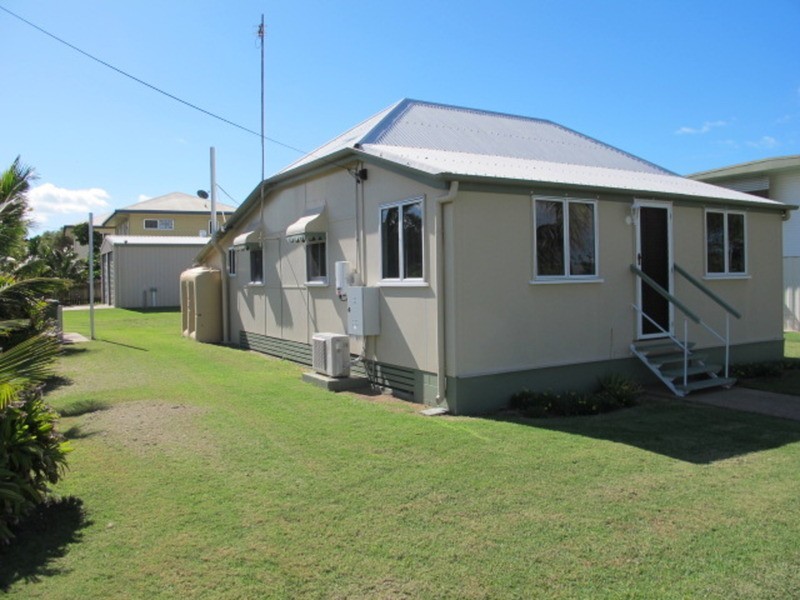 90 Powell Street, Bowen QLD 4805