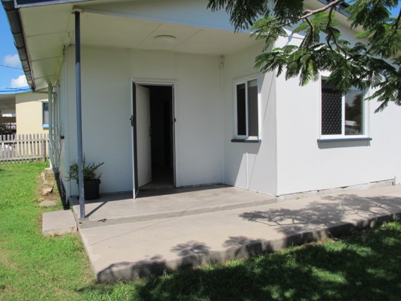 1 Cowan Lane, Bowen QLD 4805