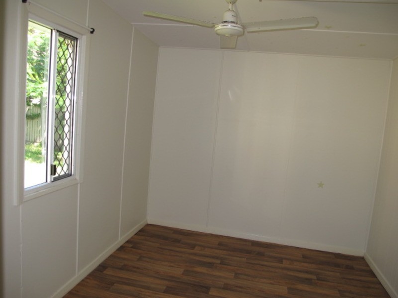 1 Cowan Lane, Bowen QLD 4805