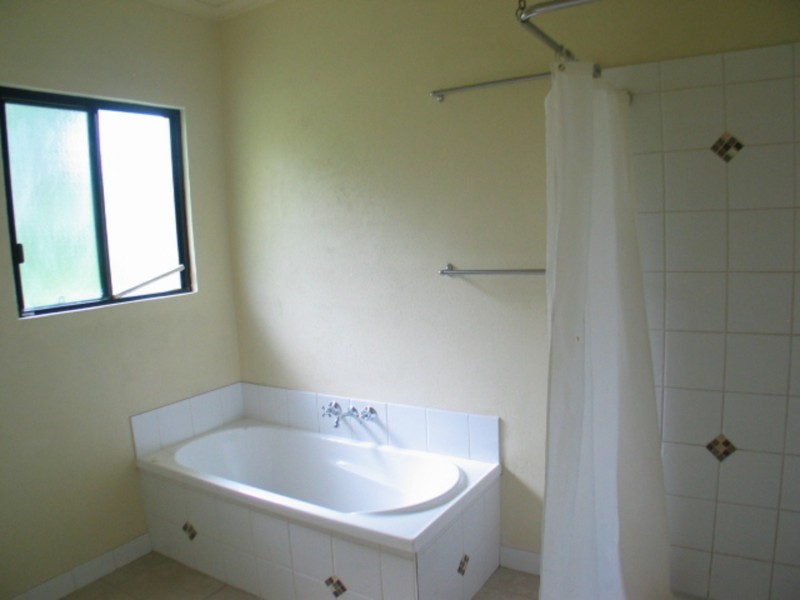 12c Livingstone Street, Bowen QLD 4805