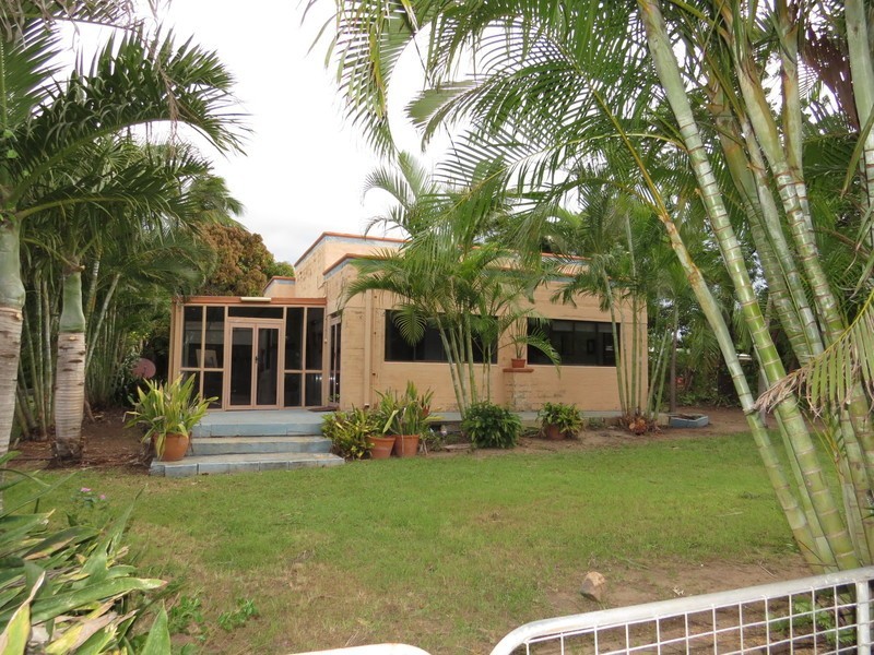 71 Golf Links Road, Bowen QLD 4805