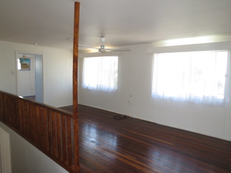 10 Daniel Street, Bowen QLD 4805