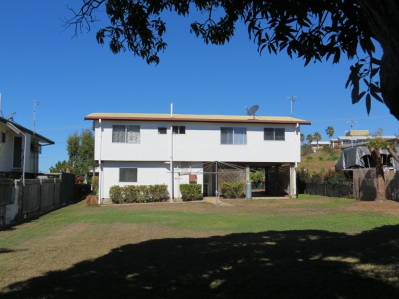 10 Daniel Street, Bowen QLD 4805