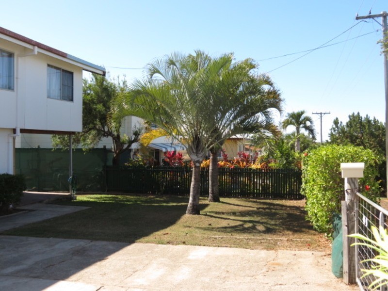 10 Daniel Street, Bowen QLD 4805