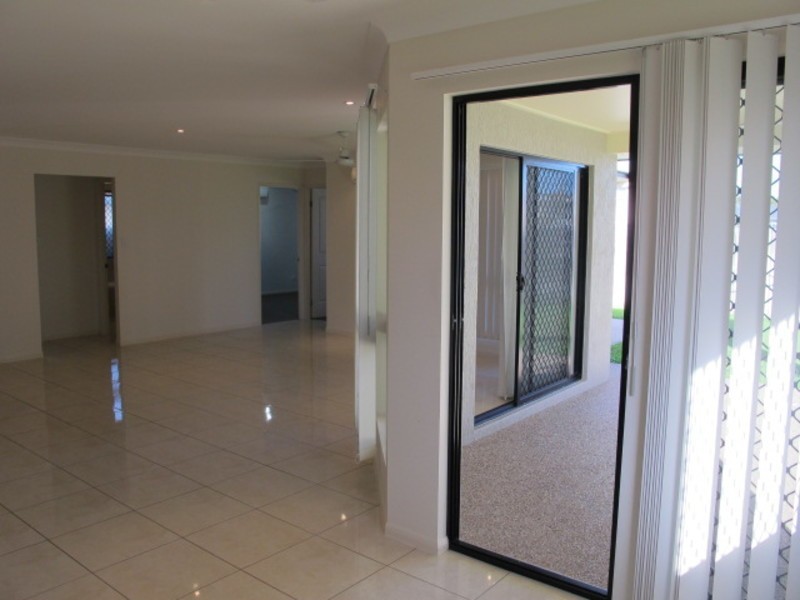 6 Lexington Court, Bowen QLD 4805