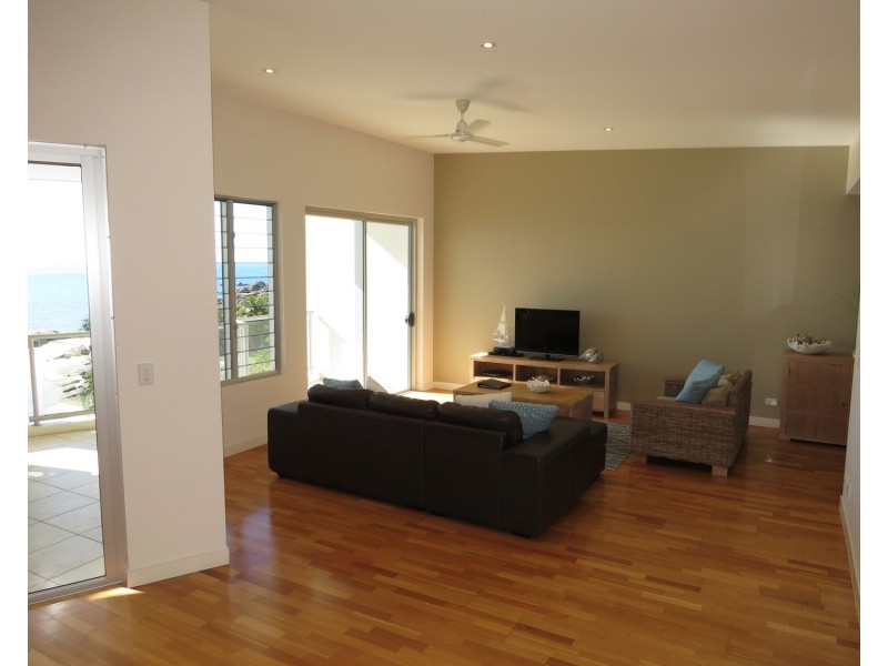 28/2b Horseshoe Bay Road, Bowen QLD 4805