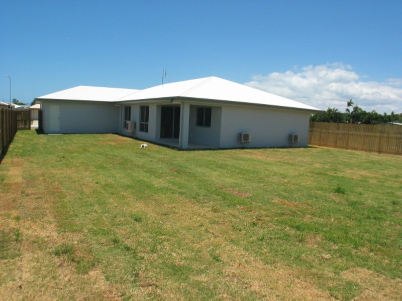 7 Ada Place, Bowen QLD 4805