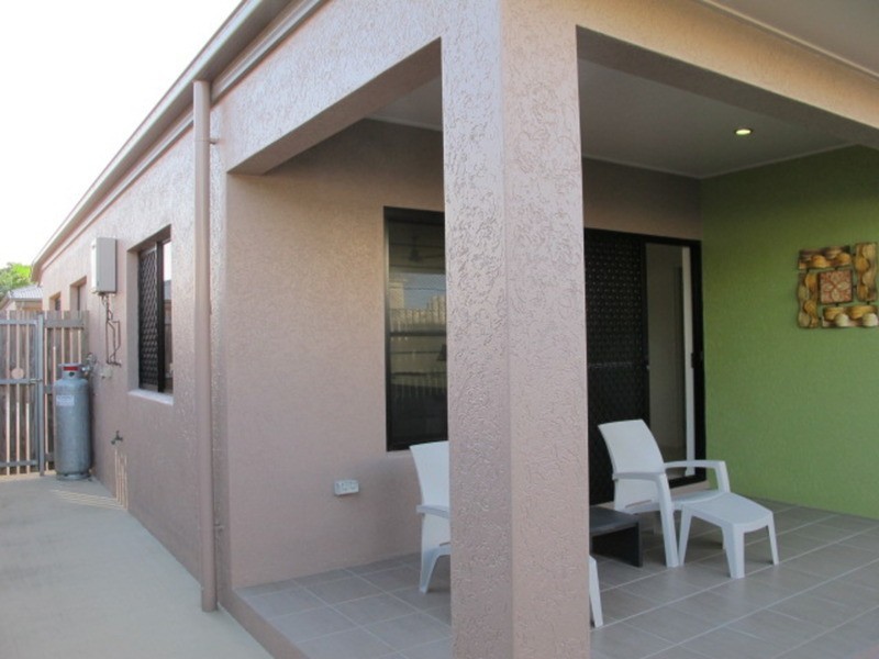 2/11 Kennedy Street, Bowen QLD 4805