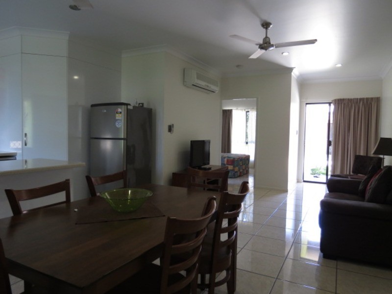 2/11 Kennedy Street, Bowen QLD 4805