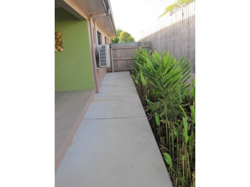 2/11 Kennedy Street, Bowen QLD 4805