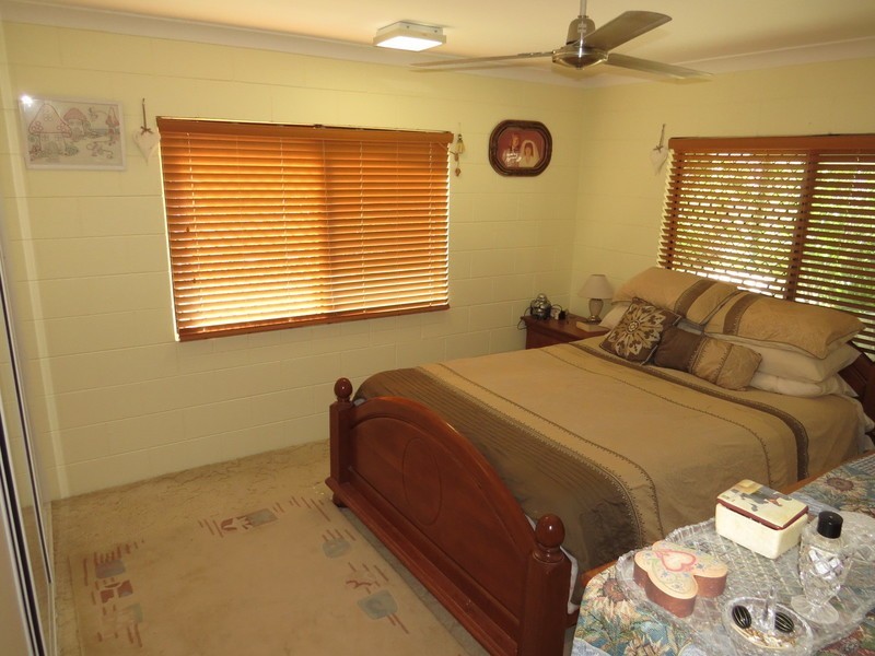 173 Inveroona Road, Bowen QLD 4805