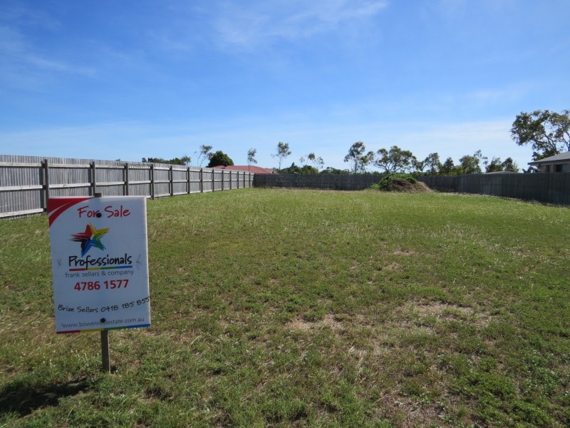 10 Banks Drive, Bowen QLD 4805