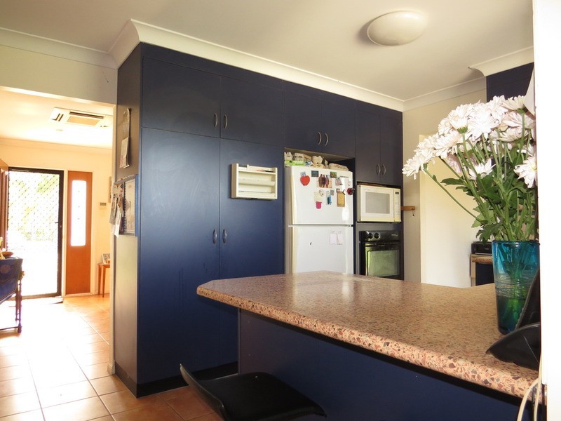 1 Peters  Place, Bowen QLD 4805