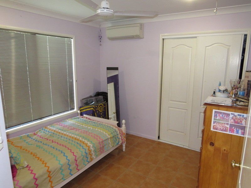 1 Peters  Place, Bowen QLD 4805
