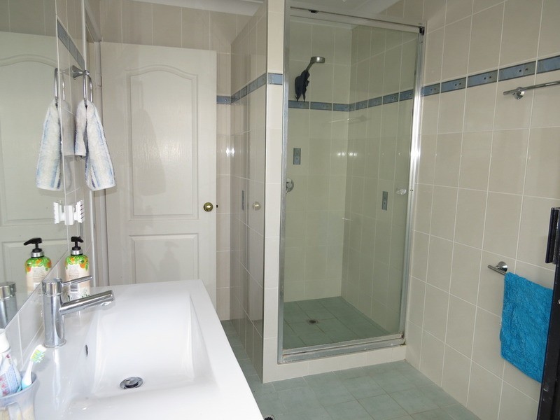 1 Peters  Place, Bowen QLD 4805