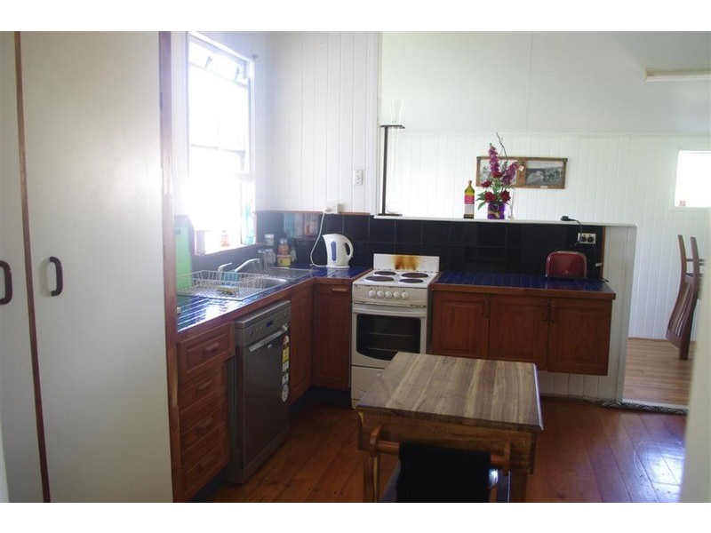 11 Don Street, Bowen QLD 4805