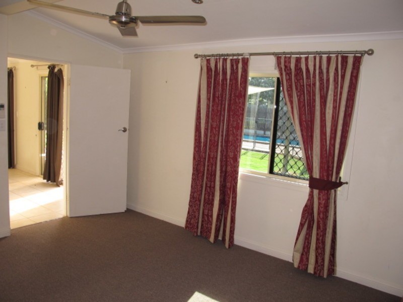 8 McDougal Street, Bowen QLD 4805