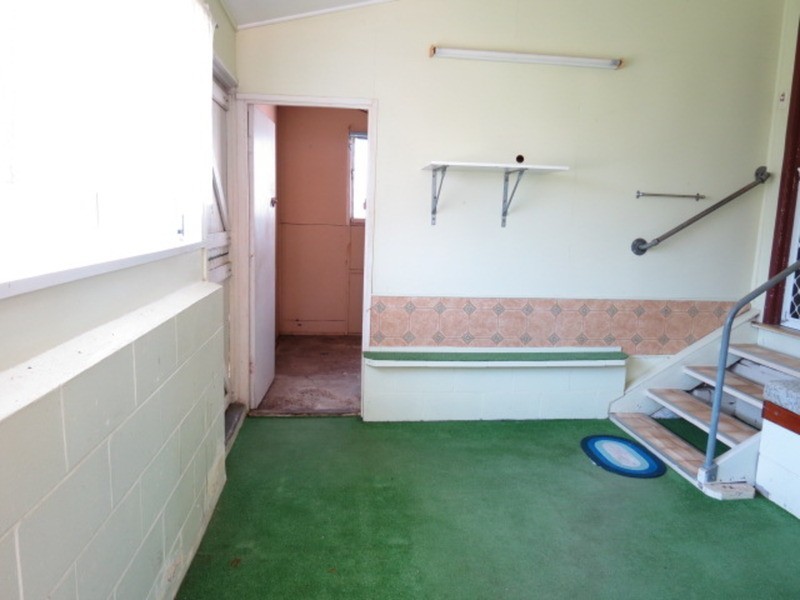 4 Marshall Street, Bowen QLD 4805