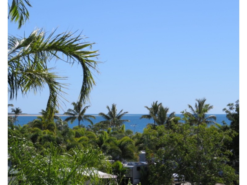 12/89 Horseshoe Bay Road, Bowen QLD 4805