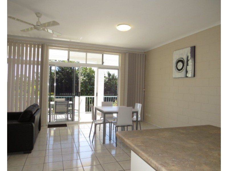 12/89 Horseshoe Bay Road, Bowen QLD 4805