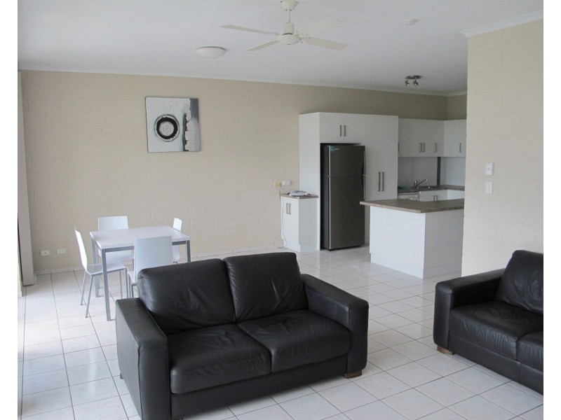 12/89 Horseshoe Bay Road, Bowen QLD 4805