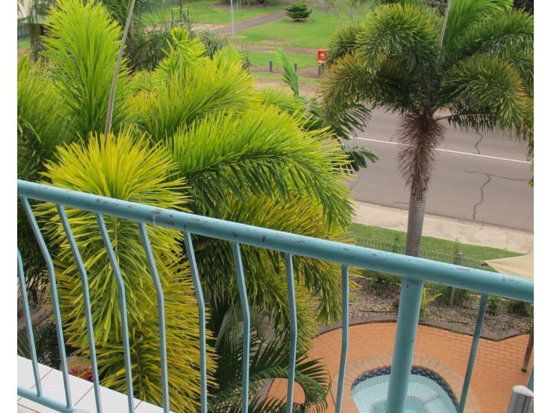 12/89 Horseshoe Bay Road, Bowen QLD 4805