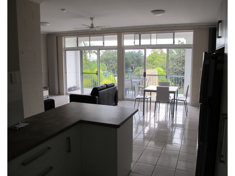 12/89 Horseshoe Bay Road, Bowen QLD 4805