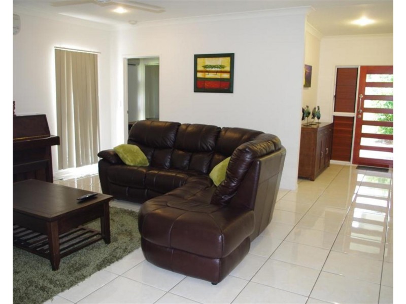 9 Sunshine Court, Bowen QLD 4805