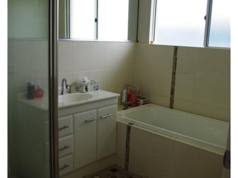 9 Sunshine Court, Bowen QLD 4805