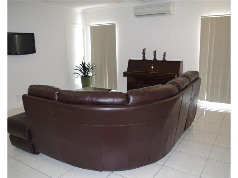 9 Sunshine Court, Bowen QLD 4805