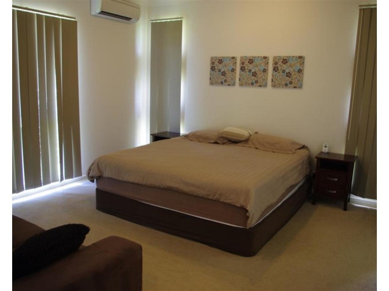 9 Sunshine Court, Bowen QLD 4805